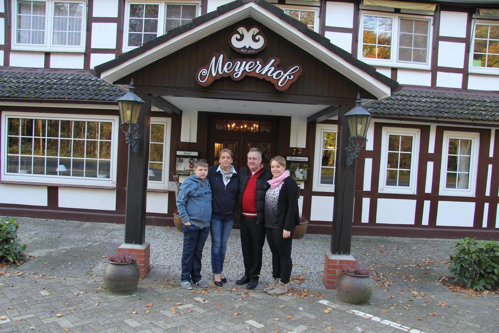 Meyerhof Heiligenrode Hotel สตูห์ร ภายนอก รูปภาพ